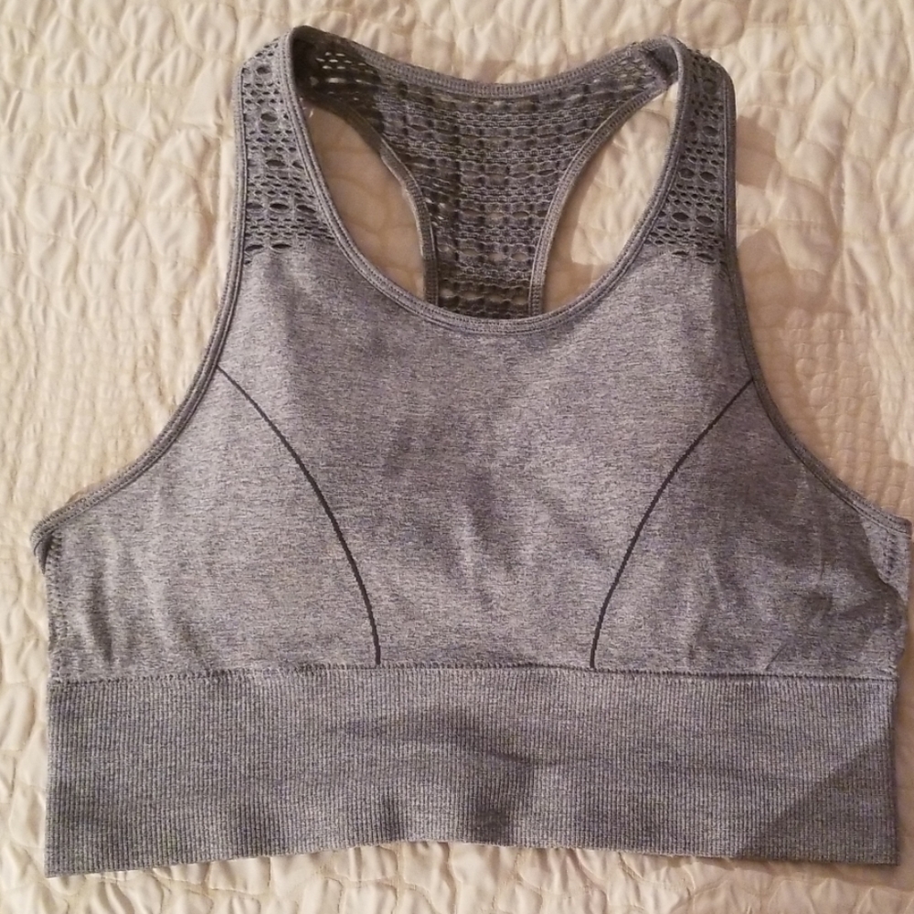 Sports bra